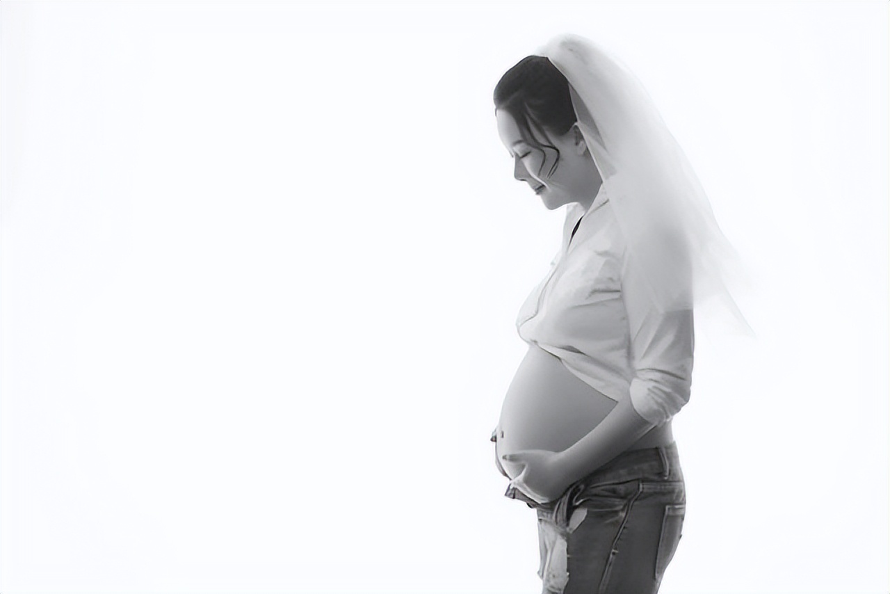 贵州女强人林夏：30岁年入500万，花30万赴泰国“买精”生混血儿