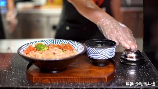 新手小白特色餐饮加盟干点什么,小餐饮新手入门