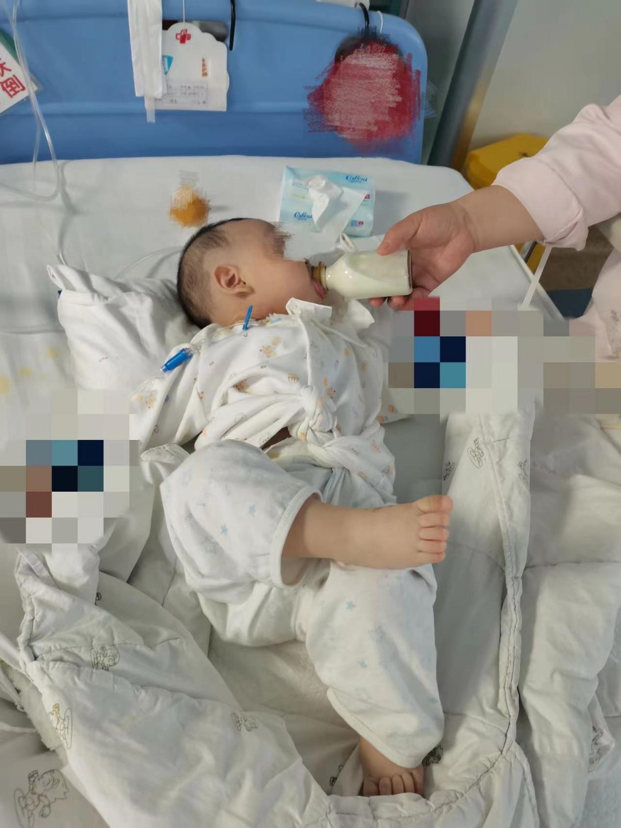 鍙堣绗戝,鍙堣寰瑧