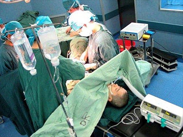 17年前,宁夏女孩做了“女变男”手术,后经历三段感情,今仍单身