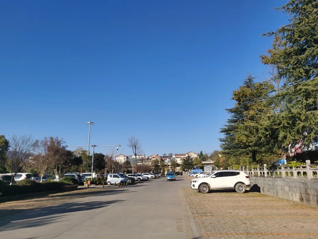 丽江旅游攻略5天4晚多少钱,五月份去丽江旅游攻略图片