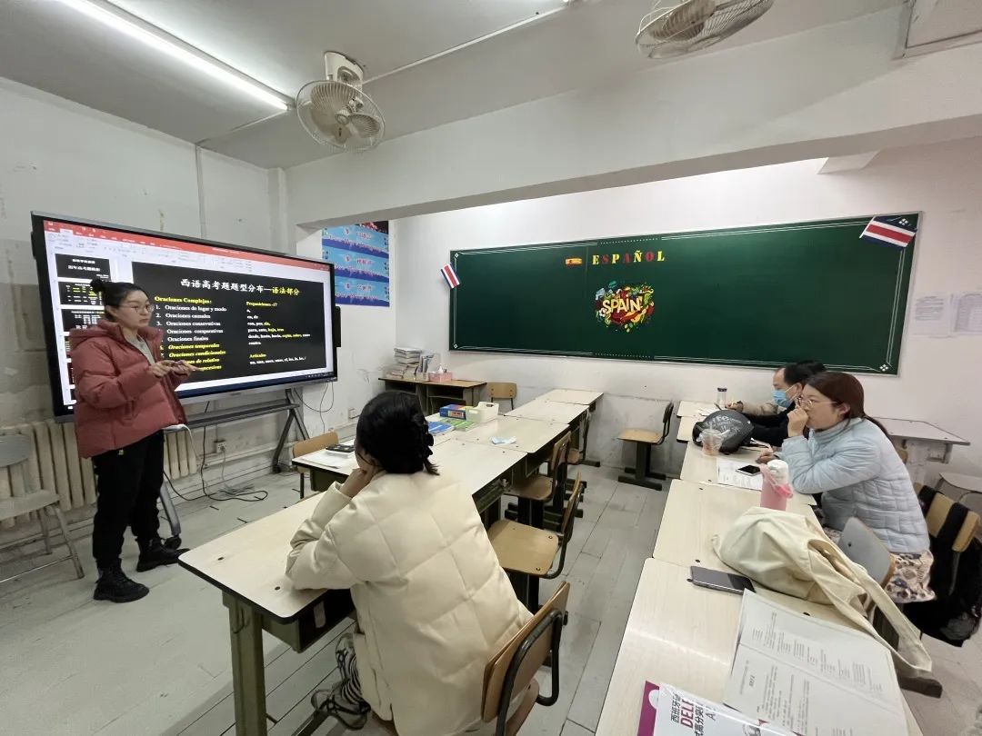 澶栬鏄皬璇鍙互闅忎究閫夊鏍″悧,鐭冲灏忚绉嶈