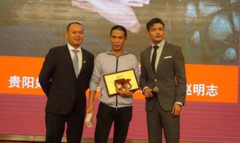 杨烁为啥不火了,16岁的杨烁近况