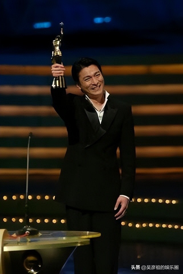 推荐一下娱乐圈中比较帅的男明星,娱乐圈里英气迷人的男星