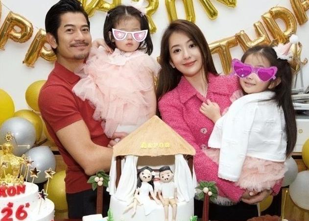 老来得子的8位男星,老来得子十大男星