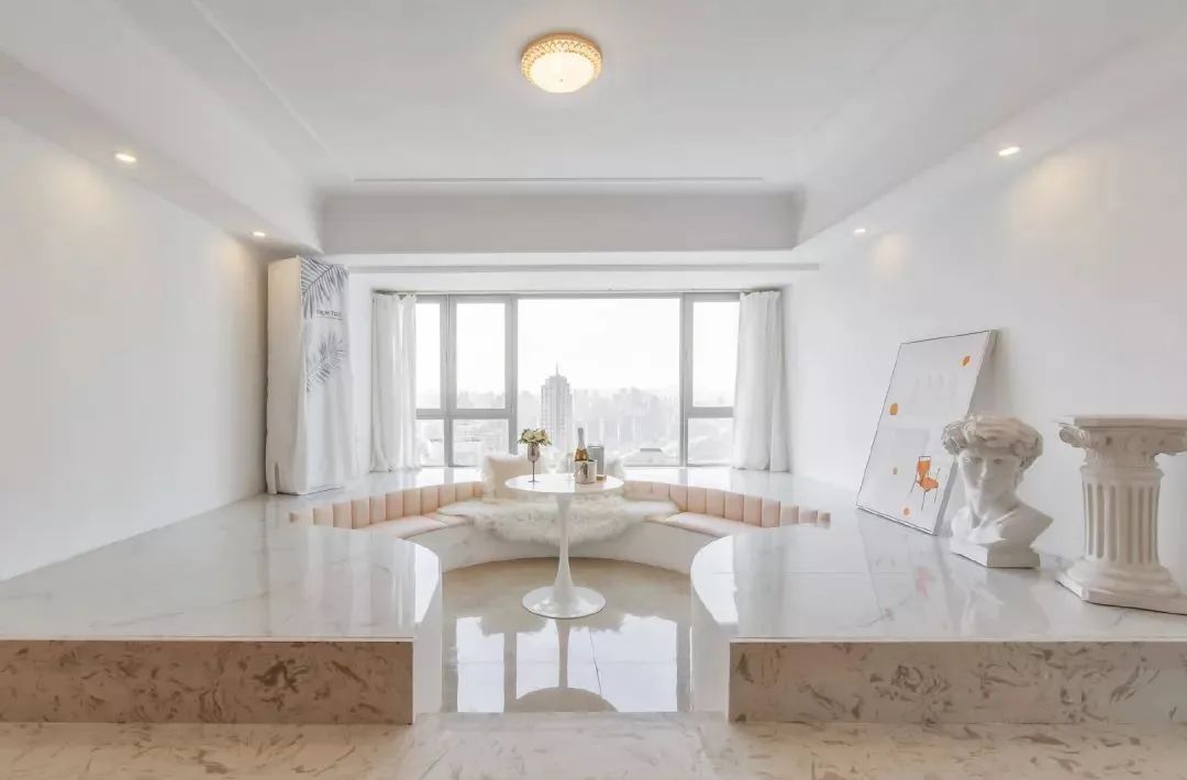 我把酒吧的卡座搬回家，老婆拍手叫好，邻居都说羡慕！