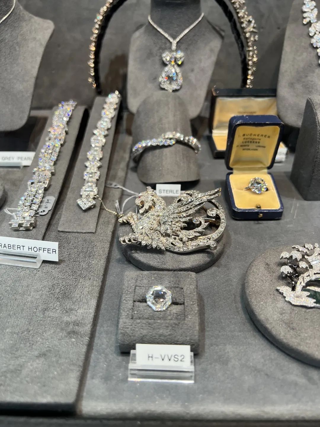 时隔3年又来日内瓦珠宝展大寻宝，竟然还见到了JAR真身！