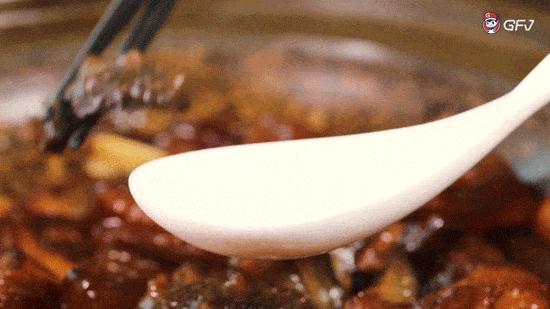 用海参下脚料造假海参 (造假的海参和真海参)