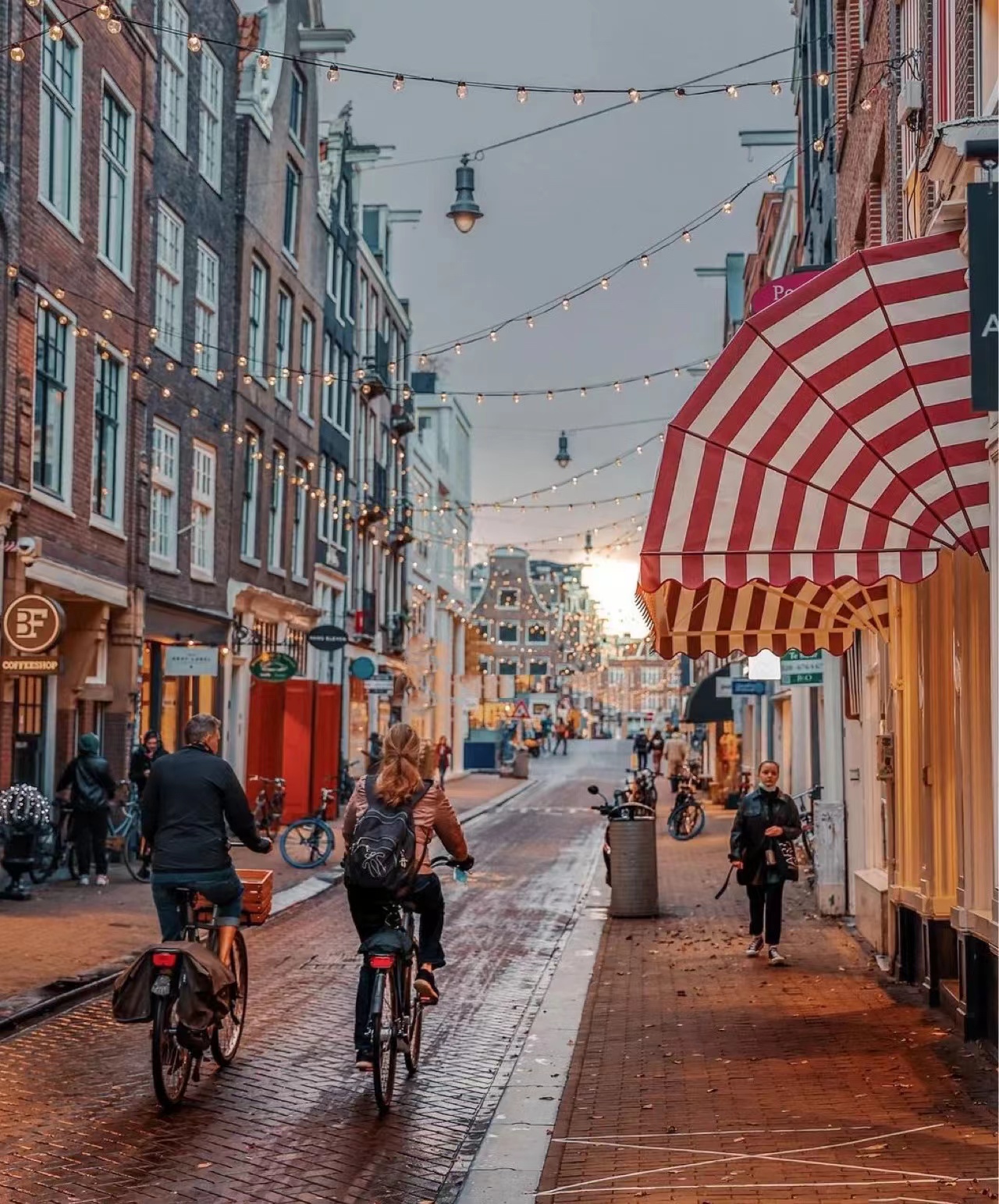 萍萍身高168cm的网红,萍萍身高多少米