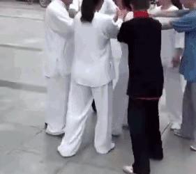 每天拿5分钟做喜欢的事,每天做15分钟家务