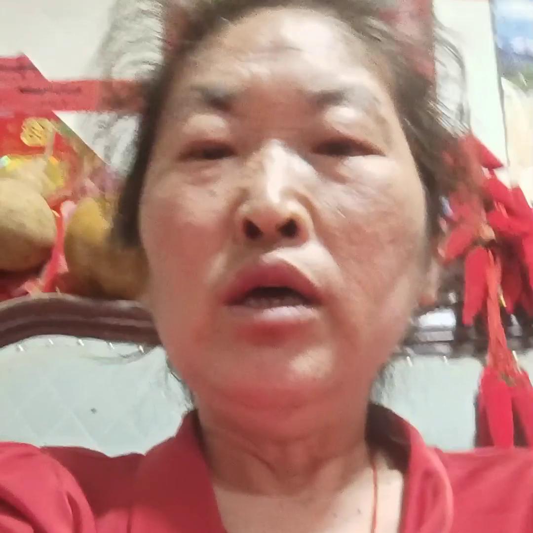 家庭琐事需要两人承担，女人不超市家务照样可以出去挣钱