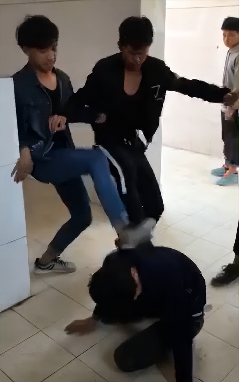 你所经历的校园霸凌事件,真实事件的校园霸凌