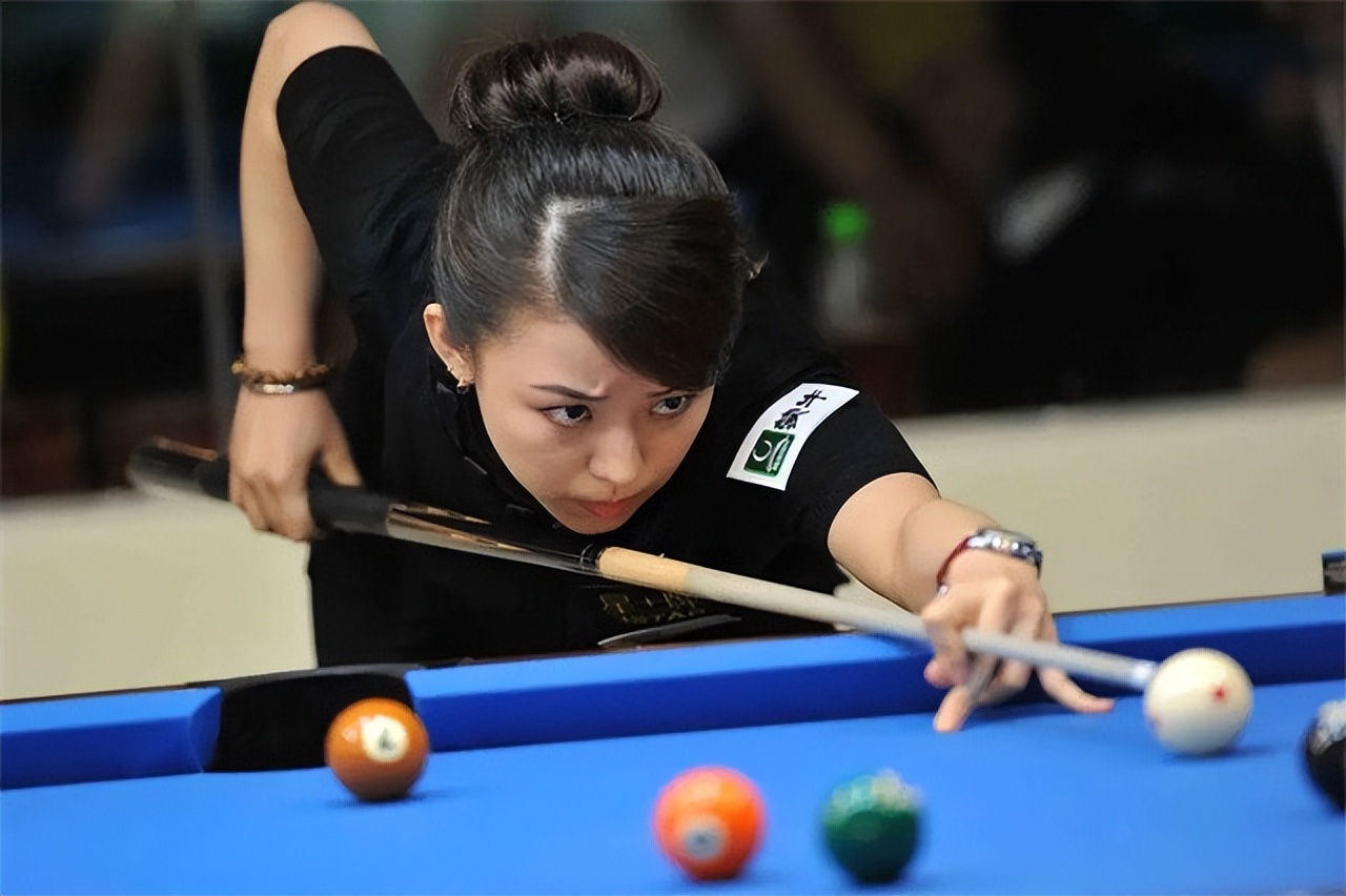 九球天后潘晓婷的年龄,潘晓婷8亿身价