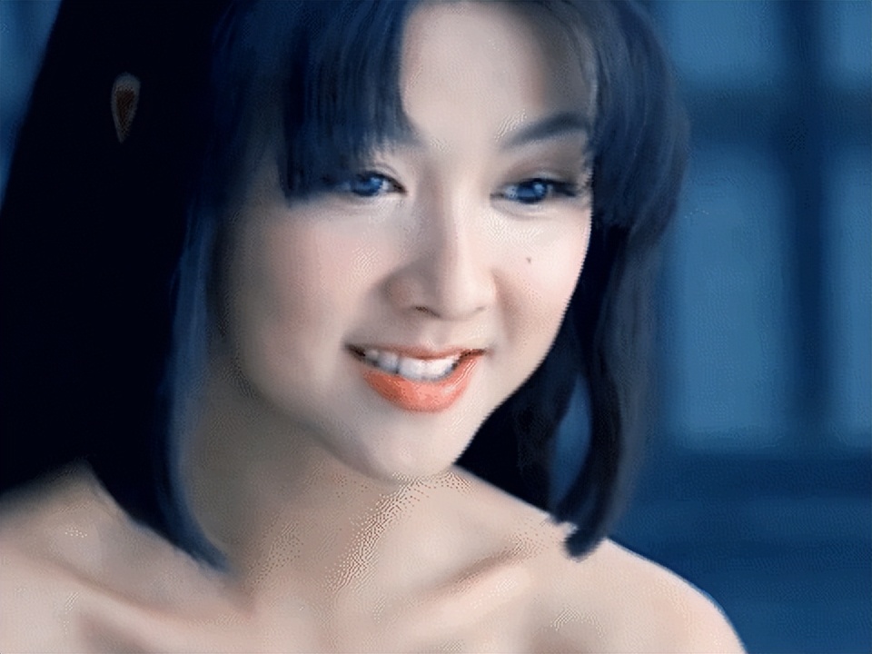 当年的“太子妃”，如今却能扮狗作揖，薛凯琪可真拧巴