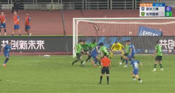 中国足球解围超燃瞬间,中国足球的催泪名场面