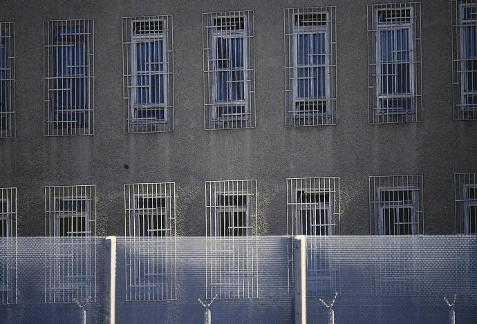 侵华日军残酷*行暴**，女子为活命脱下衣服让日本人拍摄，*辱侮**至死2