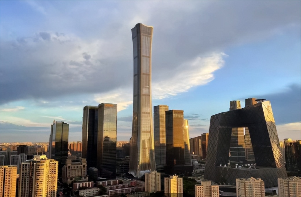 彪马阿迪达斯衣服哪个质量更好,彪马衣服和阿迪达斯衣服哪个好