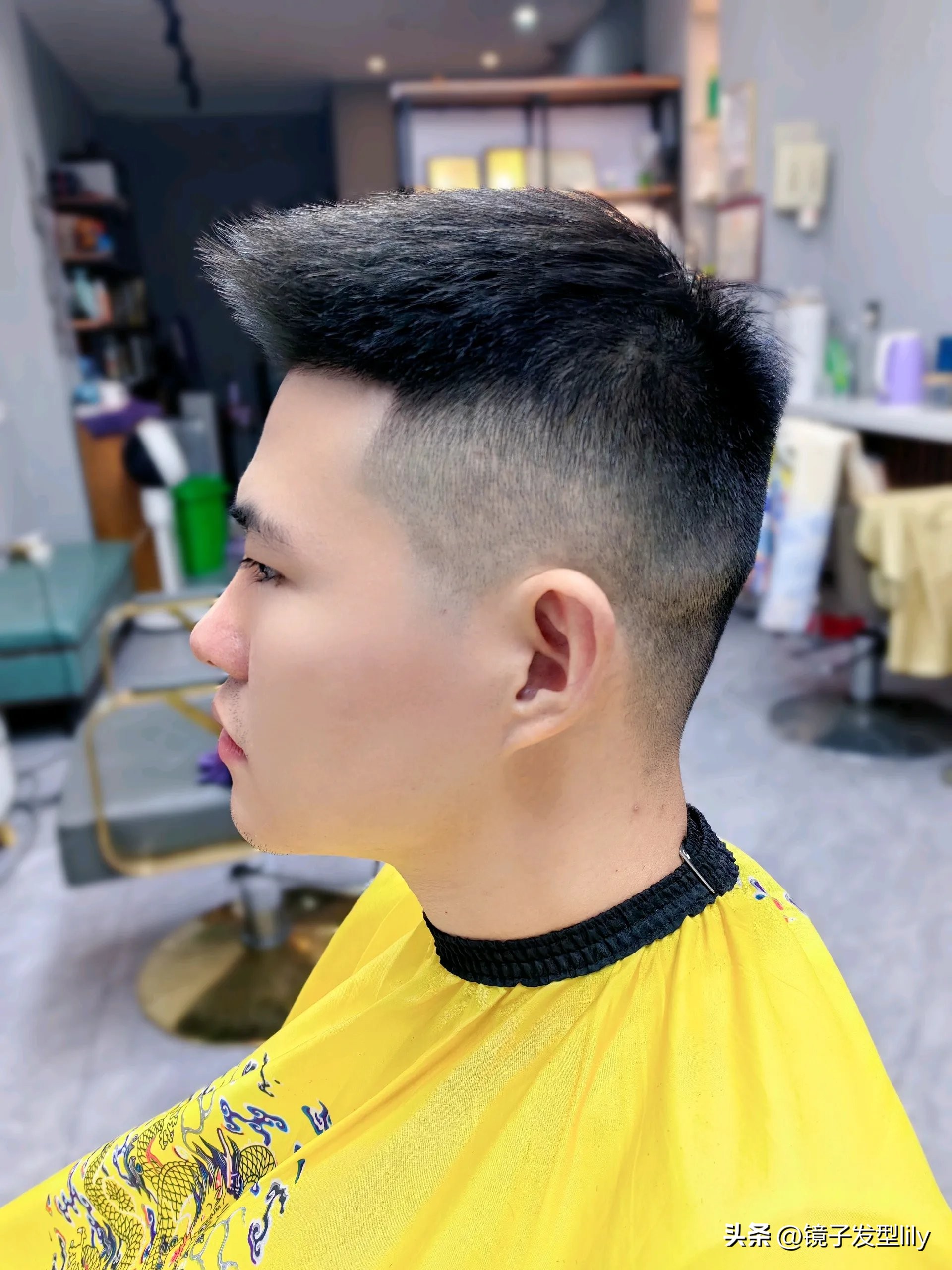 男士两边铲帅气发型全集,最帅气的男士发型