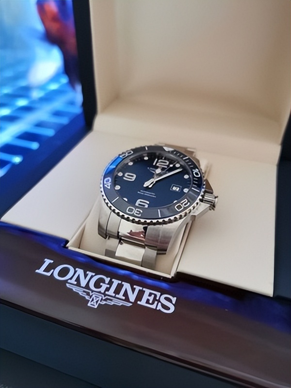 浪琴康卡斯和雷达,浪琴手表和浪琴康卡斯的区别