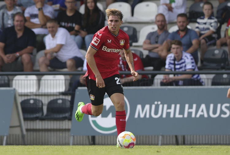 4.5竞彩足球今日推荐最新,今日足球2串1竞彩实单推荐