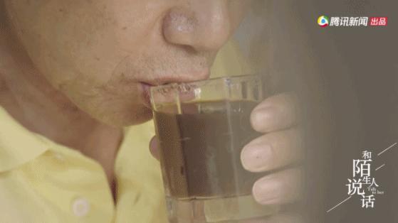 74岁上海“娃娃大夫”走红,花10年治好上千只娃娃:太治愈了