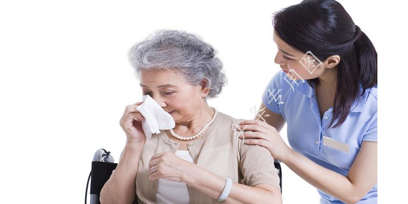 年年过生日女儿都迟到,今年我去接她,到门口后我愣了,默默离开