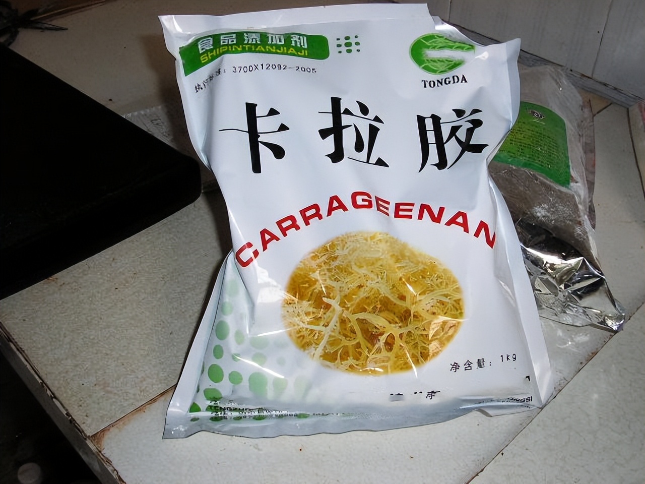 买的湿面条煮不烂还很硬怎么回事,湿面条为什么煮不烂