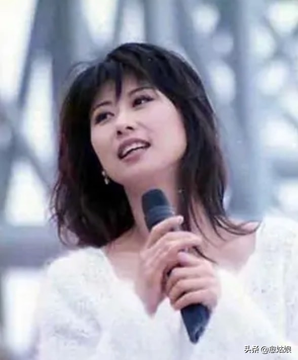 吃蛔虫减肥的女明星,吃蛔虫的女明星减肥