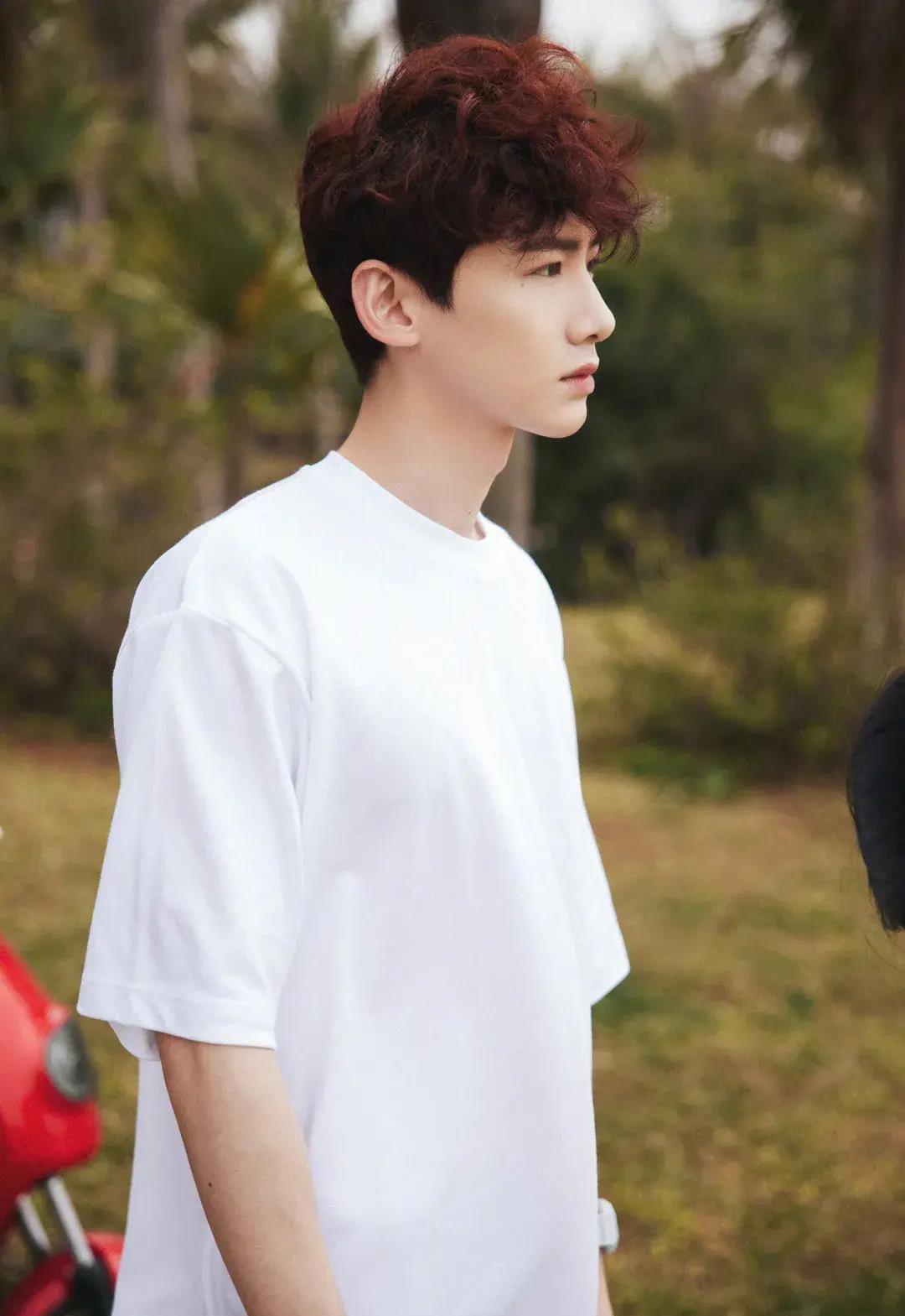 校草脸男星图鉴,男校草图片帅气