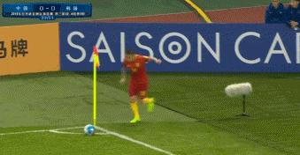 中国男足再负韩国！为什么中国男足国家队对韩国国家队胜少负多？