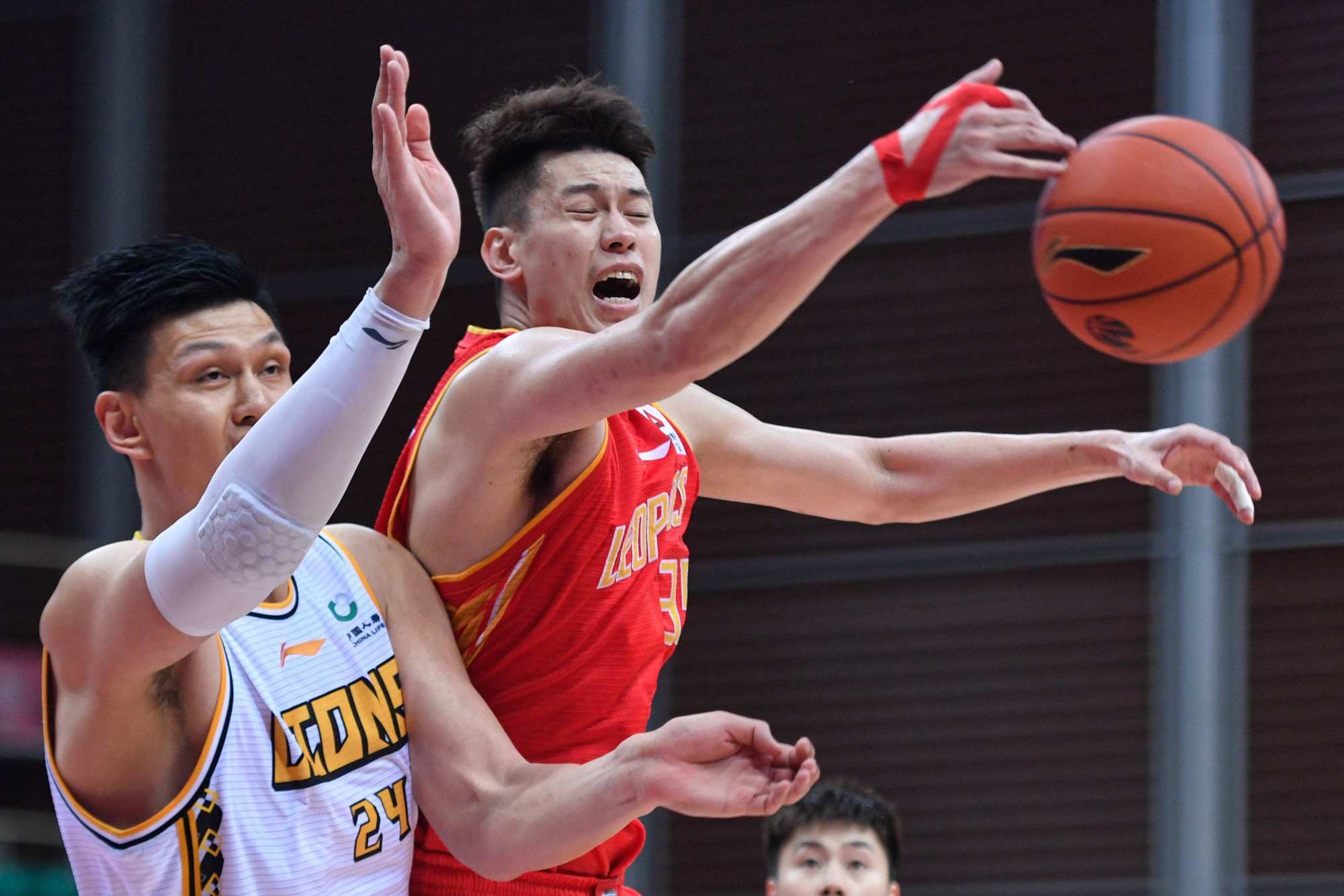 cba重磅引援北京首钢新疆男篮,cba选秀大会郭艾伦