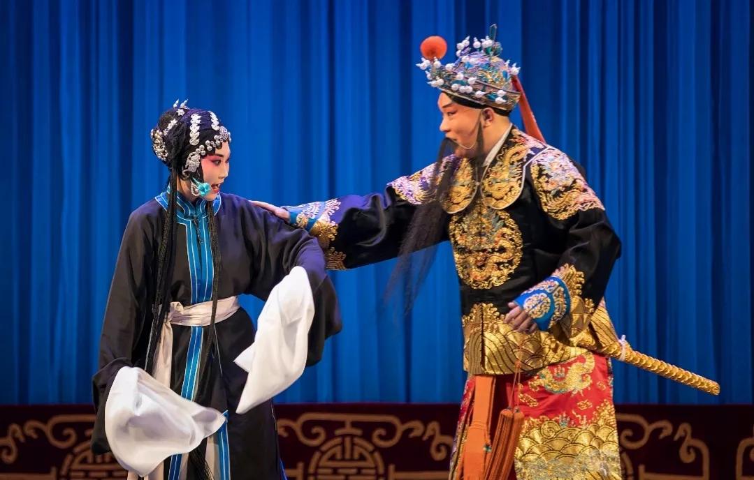 老沈聊戏：谈谈全本的《红鬃烈马》