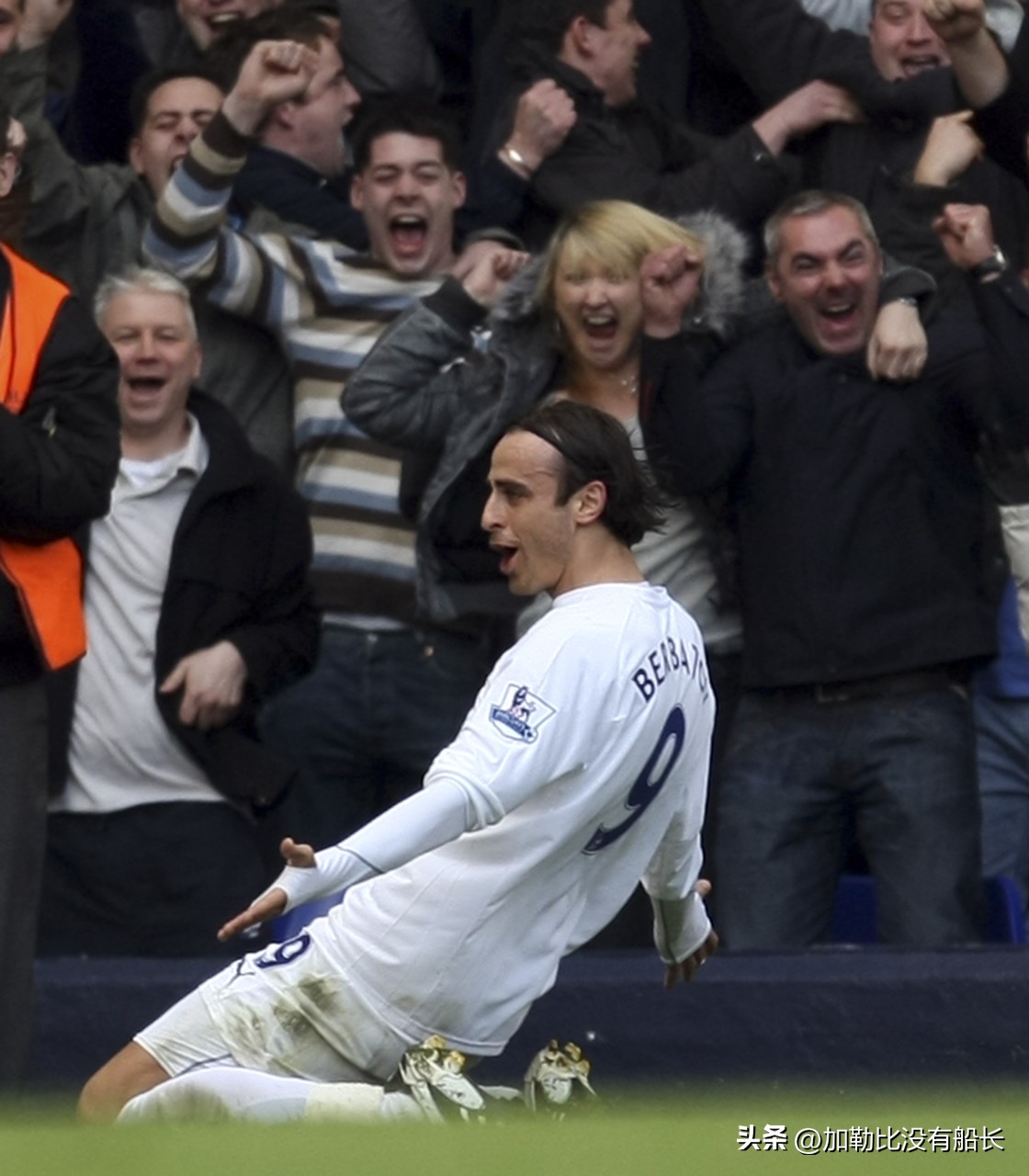 与率先出局的加拿大类似的这些足球小国，都曾出过哪些巨星代表？