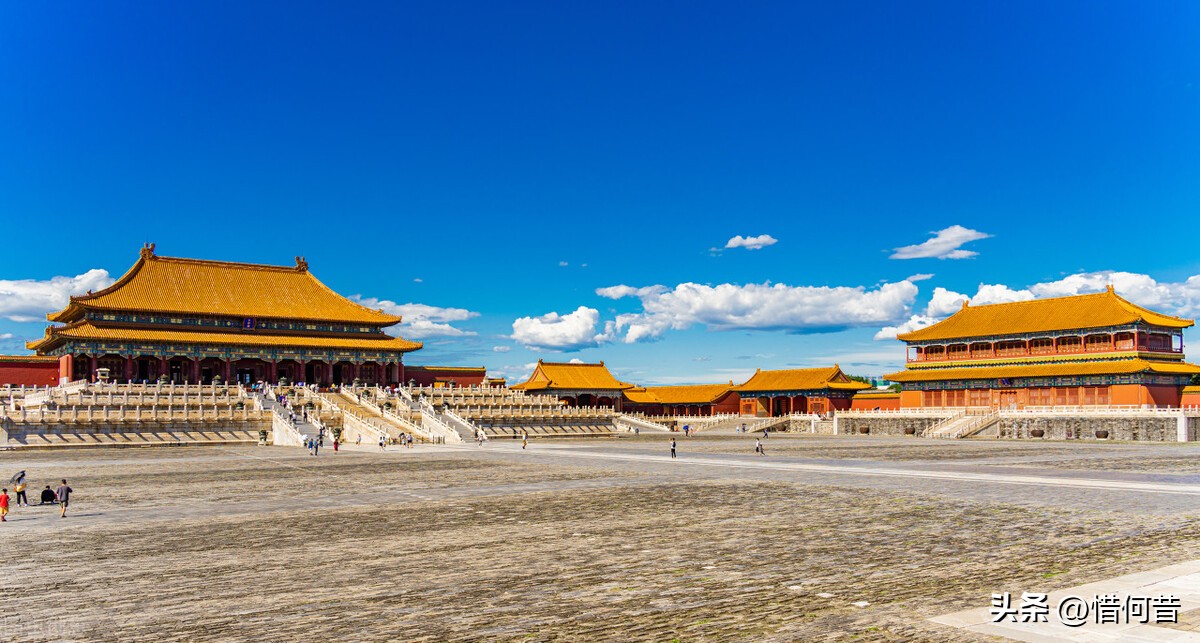 平定叛乱，册立达赖