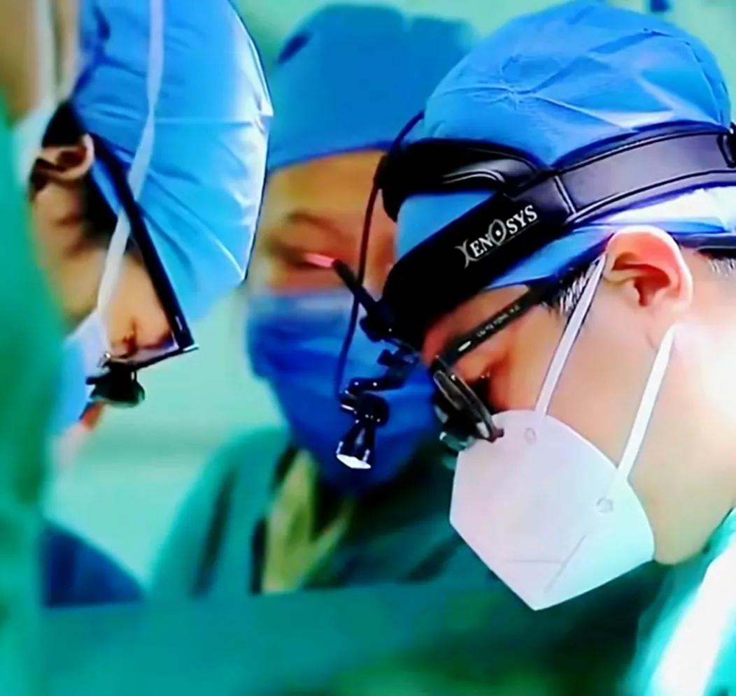 怀孕33周后背剧痛，1夜转院2家，医生说：她活不过今晚