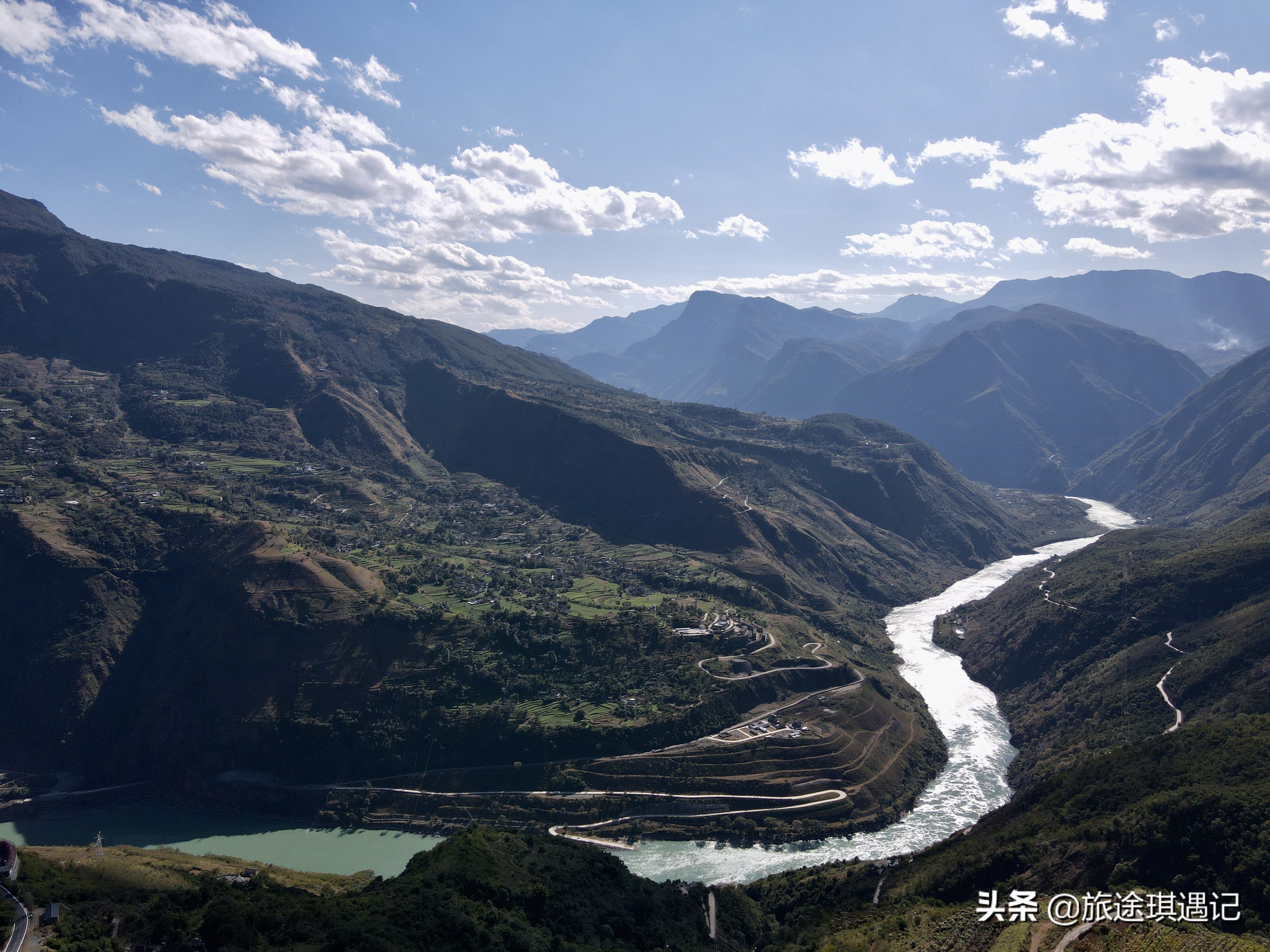 万里长江第一桥是哪里,素称万里长江第一桥