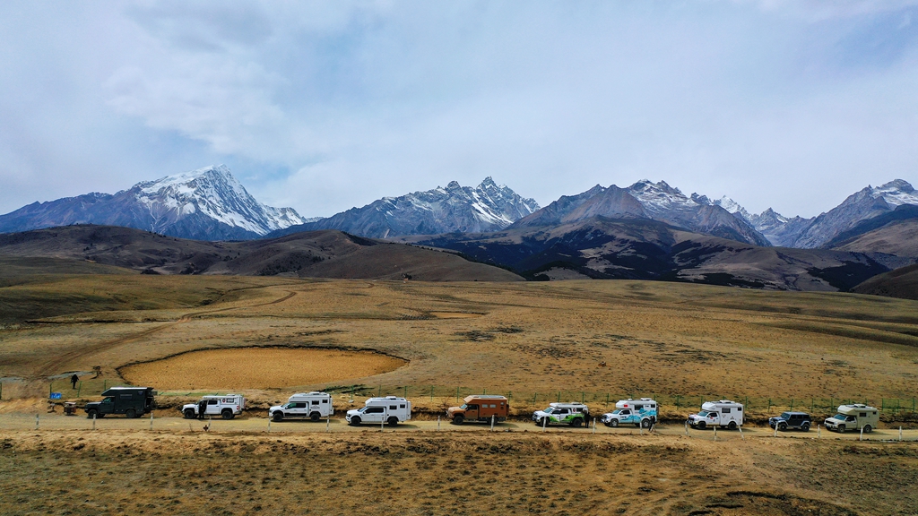 旅美速腾四驱越野皮卡房车价格,旅美速腾越野卡车房车官网