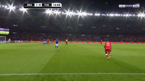 足球比赛内马尔vs梅西,西班牙vs巴西友谊赛内马尔