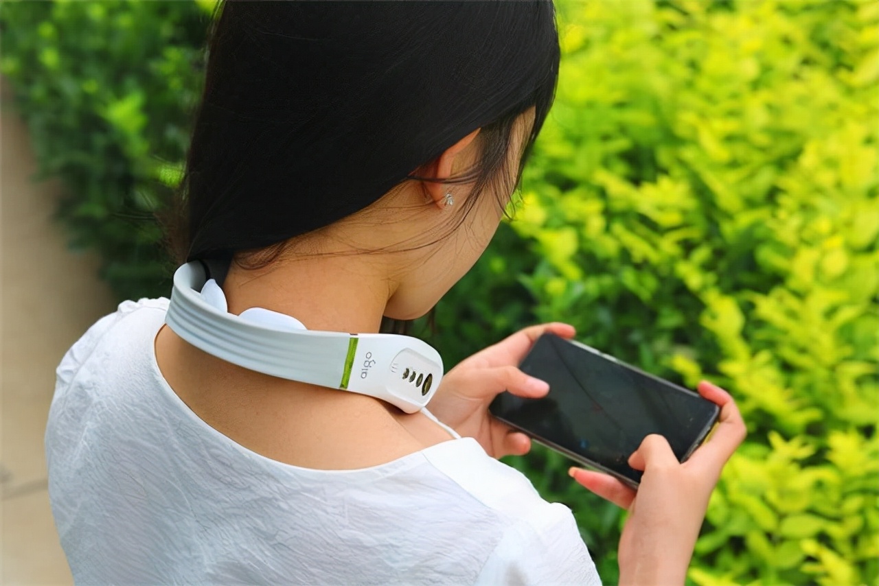 国民好物aigo怎么配手机,aigo国民好物儿童手表