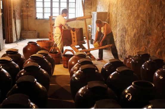 年龄越大酒量越差怎么回事,酒量越喝越差怎么调整