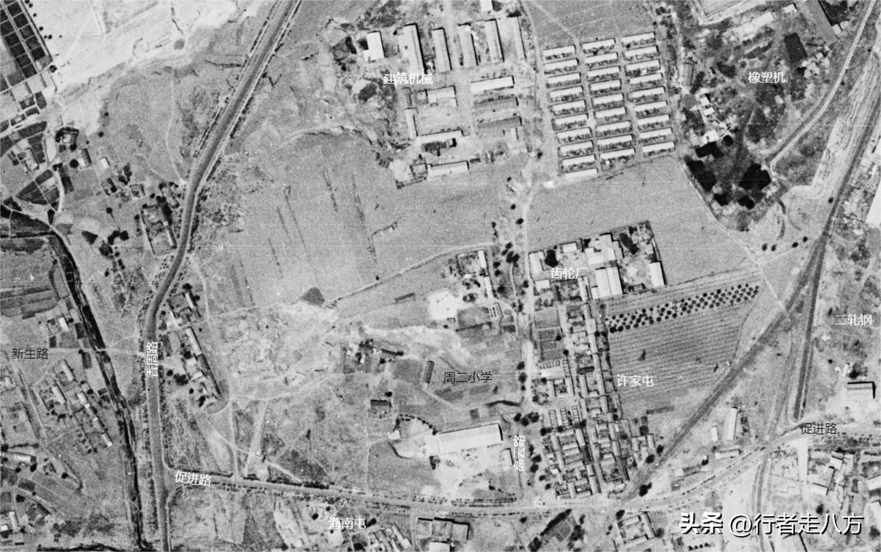 66年72年大连卫星图看周水前高云路（*家屯许**）周二小学洗衣机厂