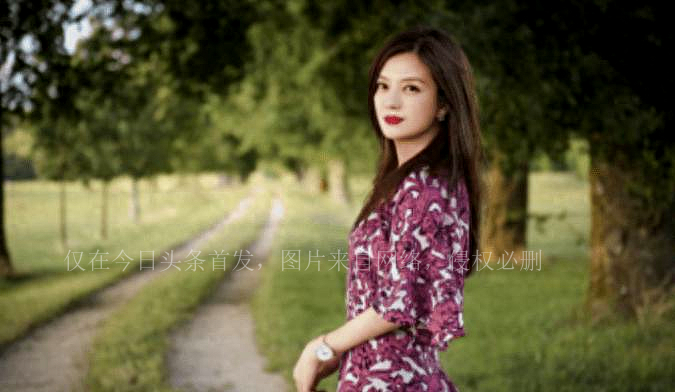 赵薇被除名了,黄晓明撇清赵薇