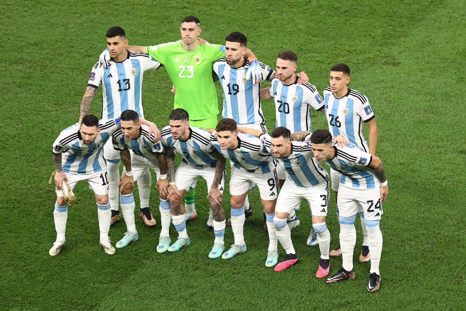 我们不服！法国队大批中国粉丝鸣冤叫屈：阿根廷被偏袒梅西遭神化