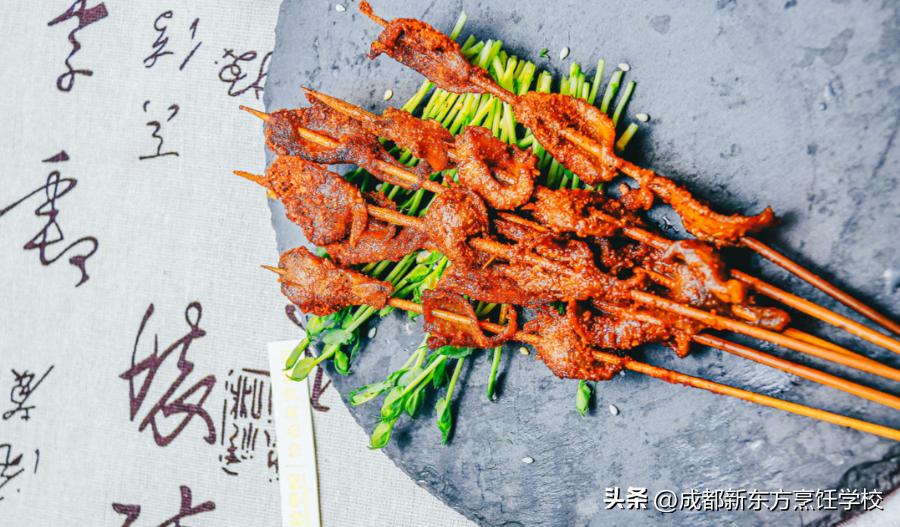 餐饮创业做什么比较容易成功呢,什么样的人做餐饮创业难度大