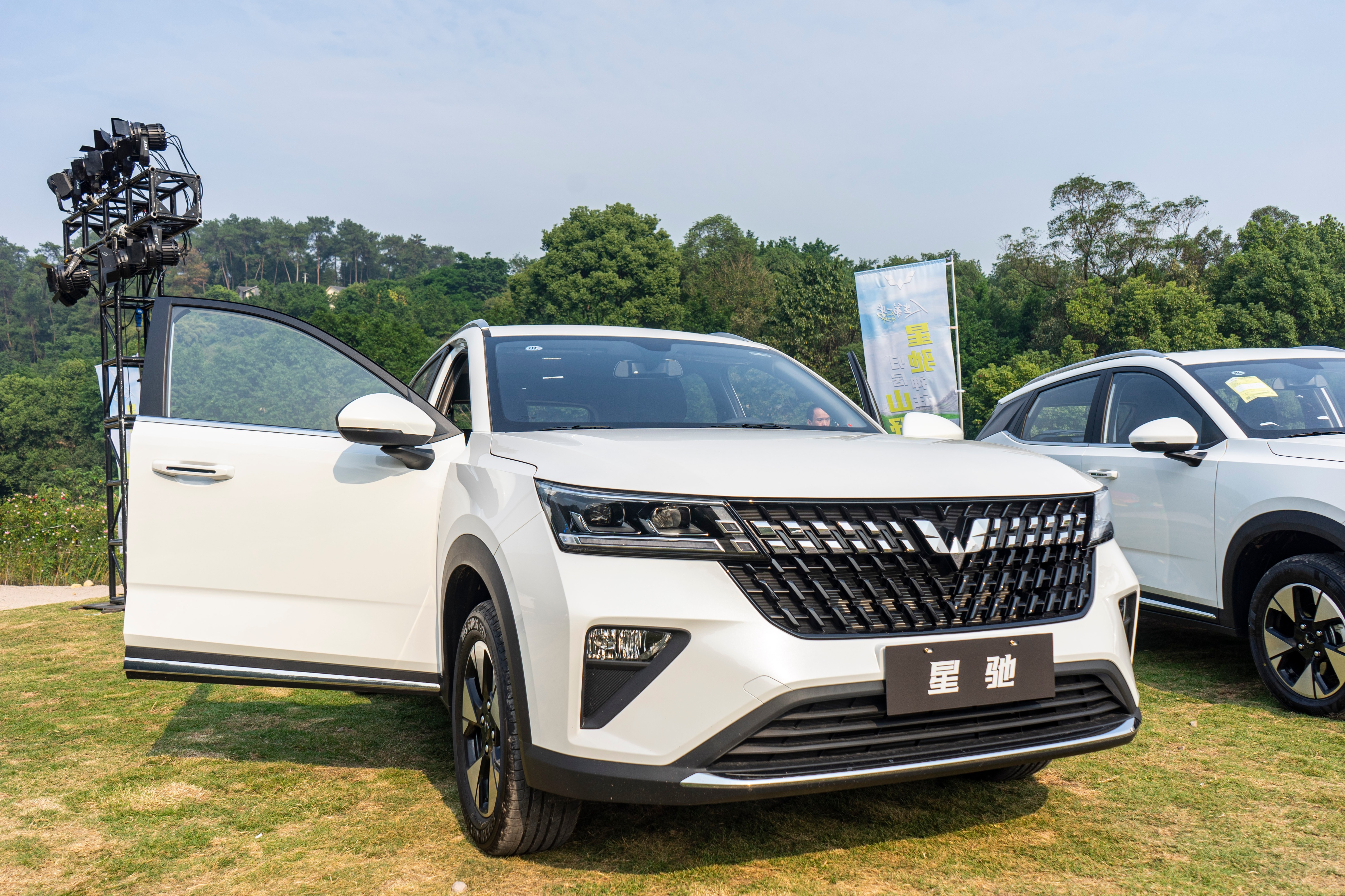 五菱星驰能在二环跑吗,五菱星驰进无人区