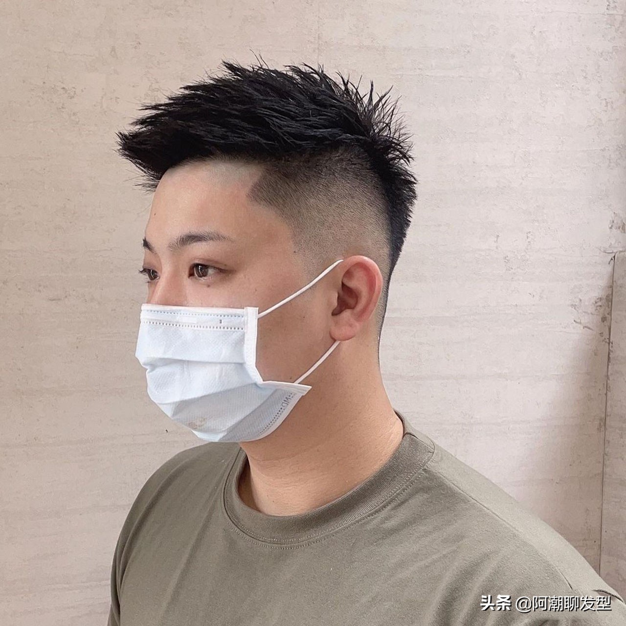 适合学生党剪的男生超帅短发头型,男生短发发型介于寸头和碎发之间