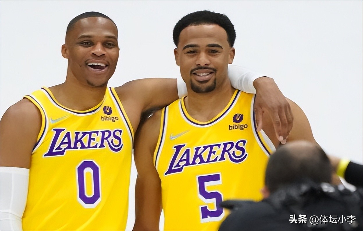 拒绝交易2个首轮签！湖人仍想追求欧文，4换3方案直接否决