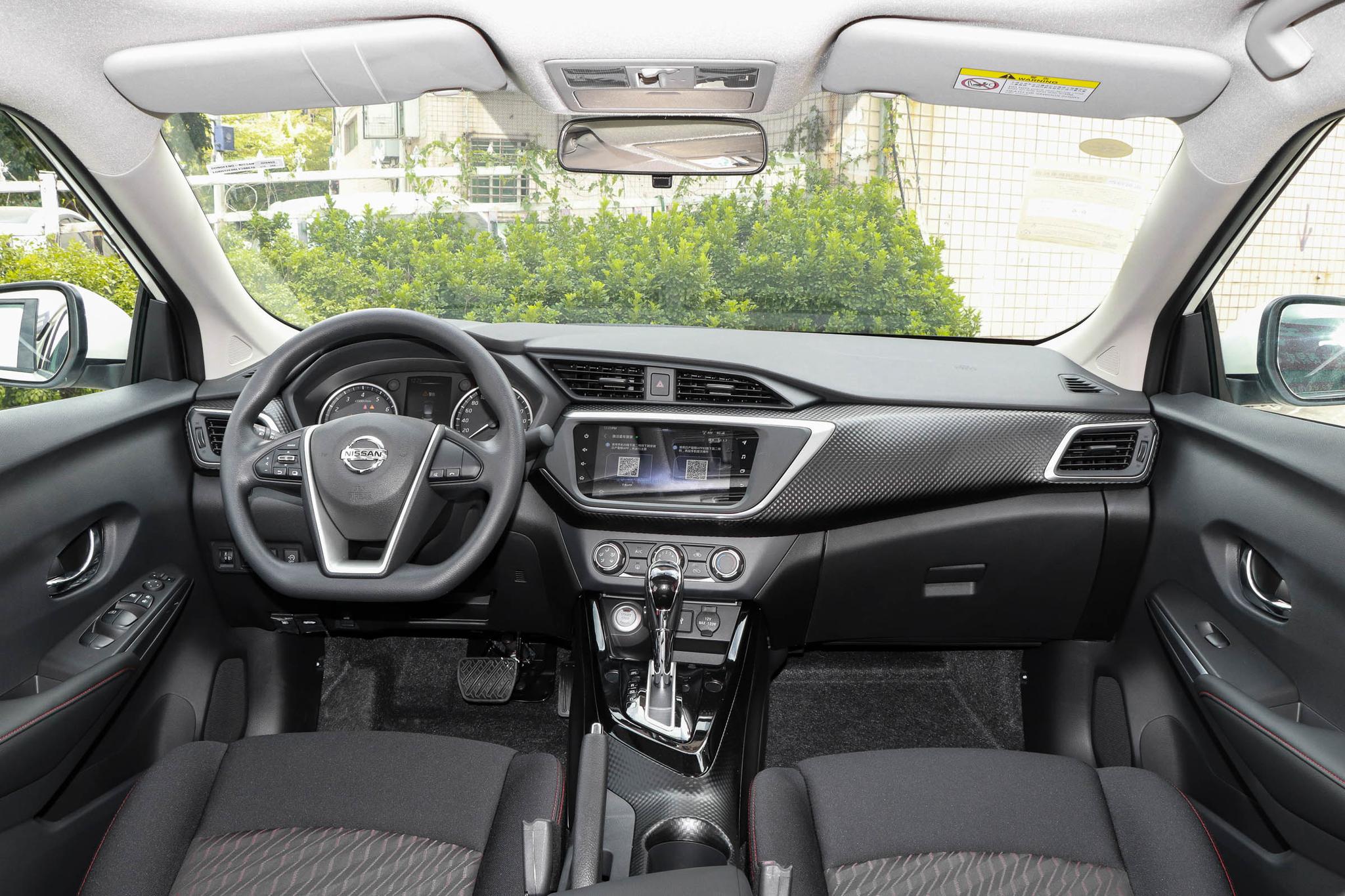 19款日产蓝鸟自动挡油耗是多少,2007款日产蓝鸟油耗接近10个油