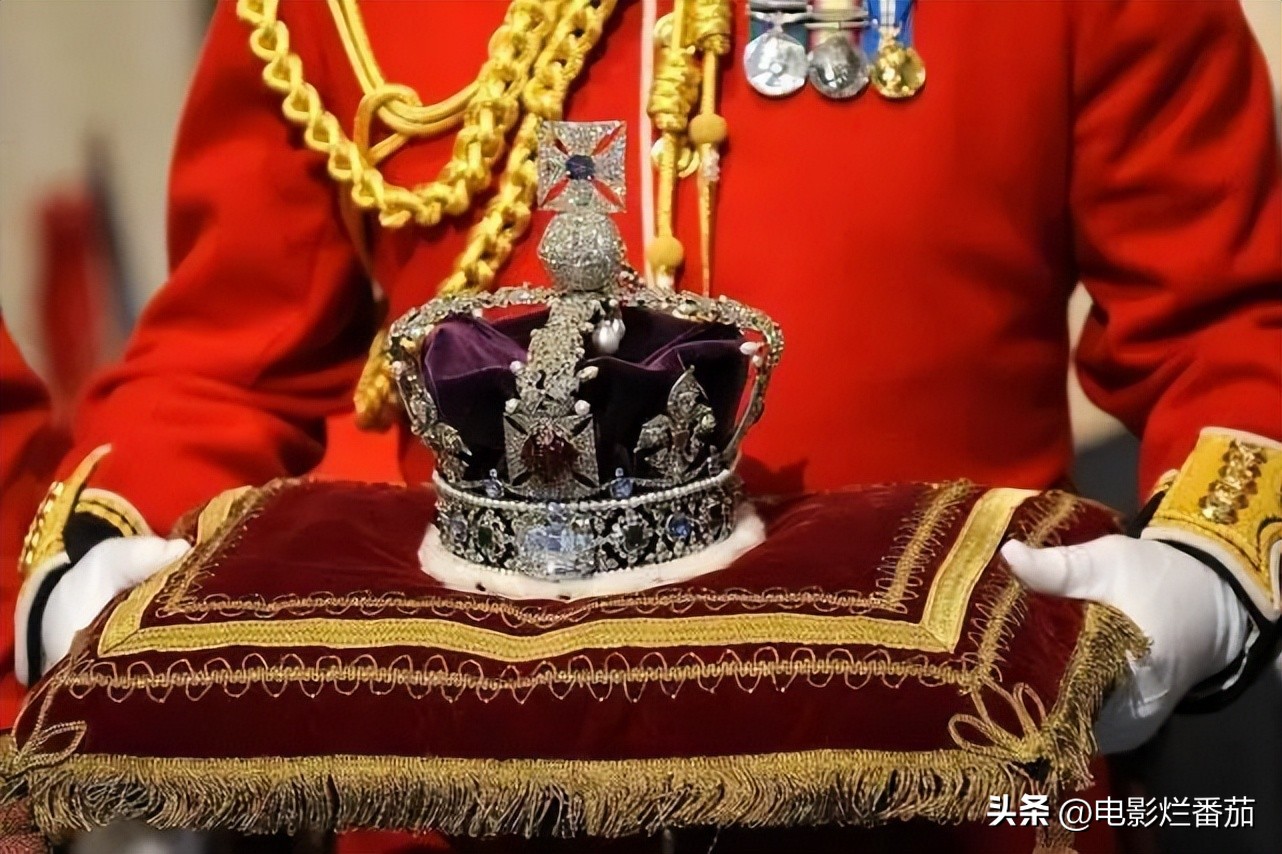 英国女王最有价值的珠宝,英女王去世她的王冠谁继承