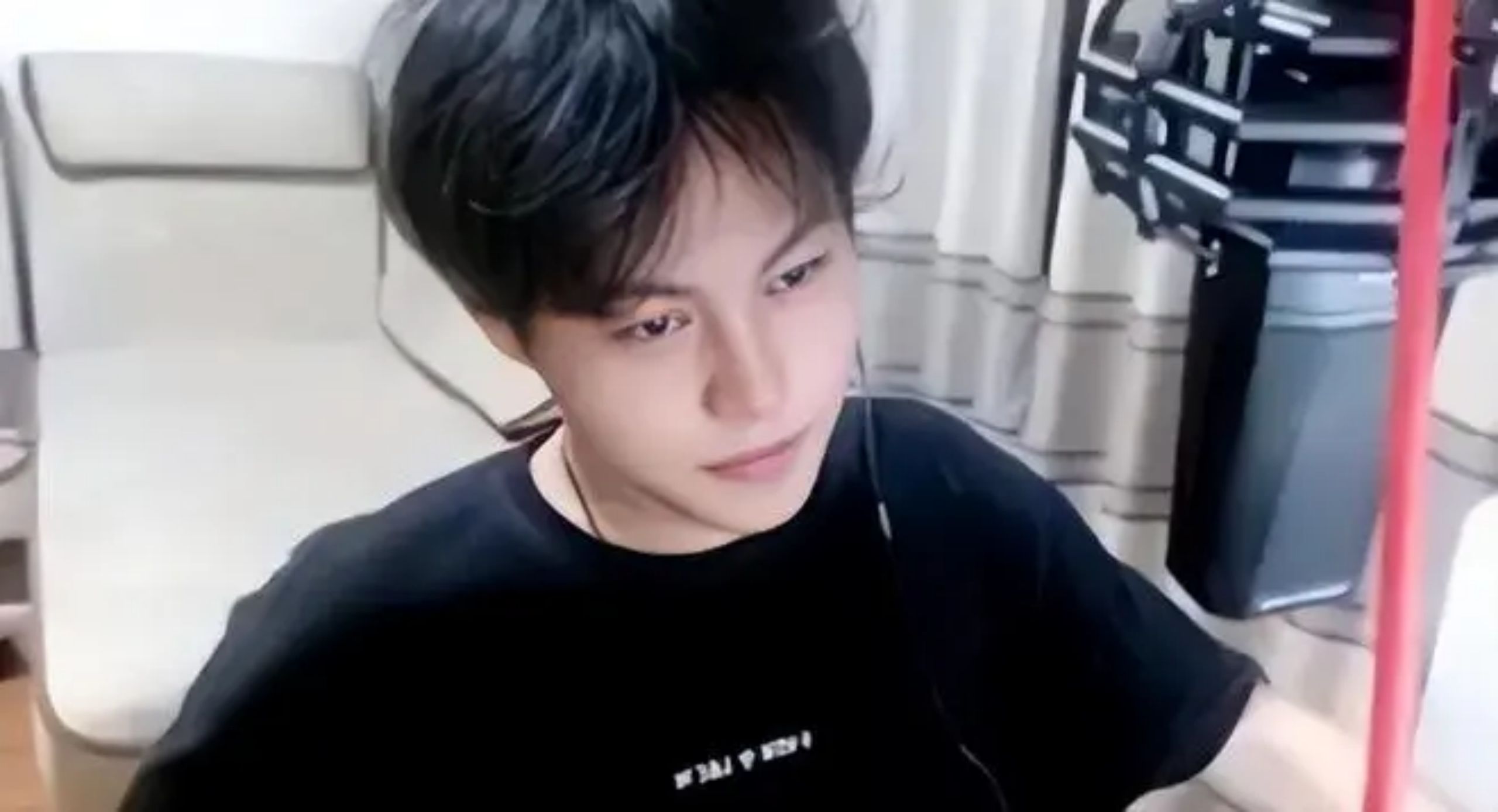 韩涵和微凉线下奔现,韩涵微凉连麦